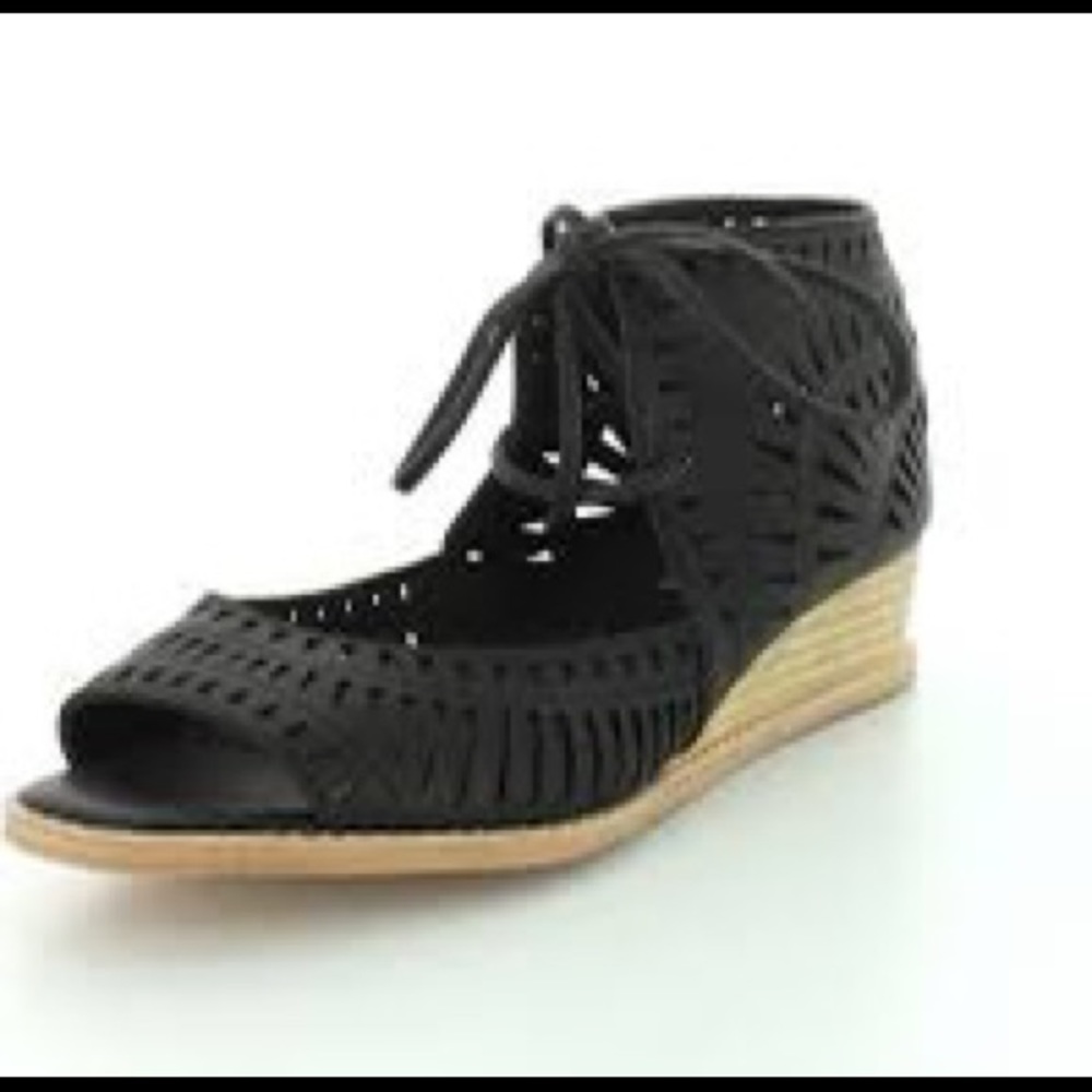 Jeffrey Campbell laser cut wedge